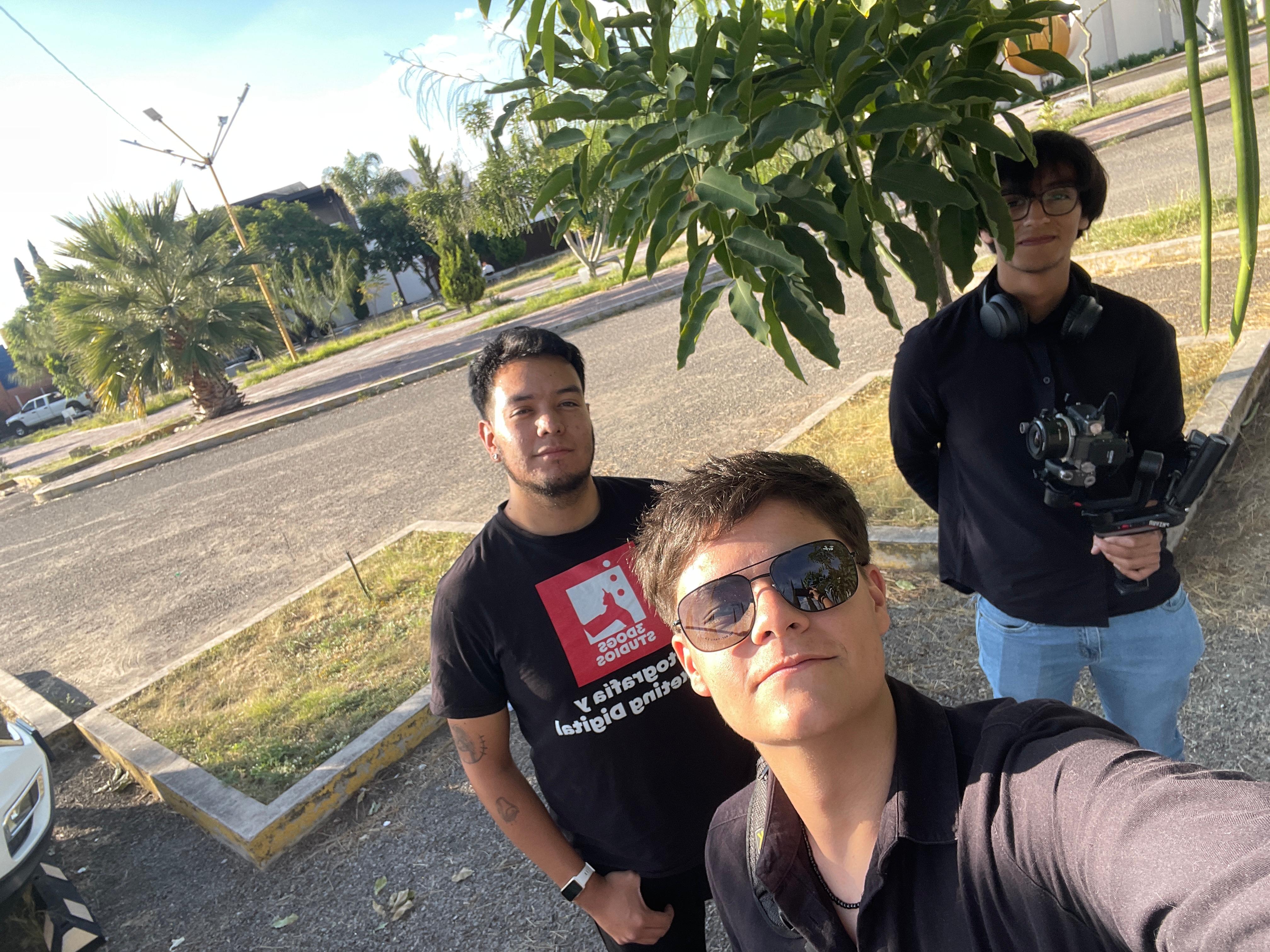 Nosotros 2